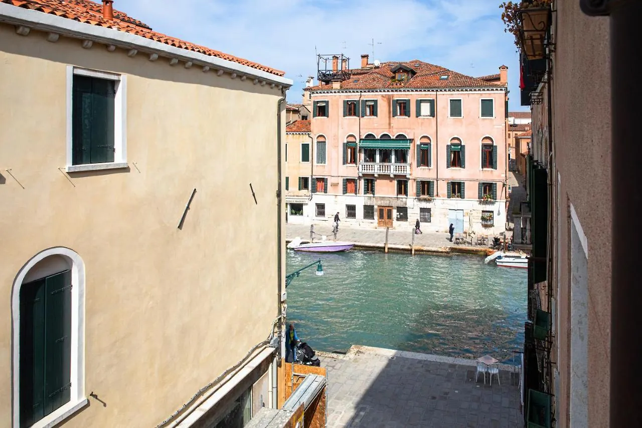 Palazzina Riello Apartment Venice Italy